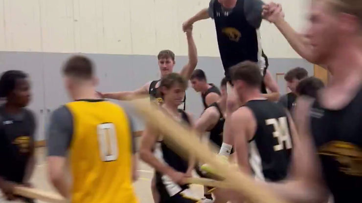 UW-Oshkosh Men's Basketball